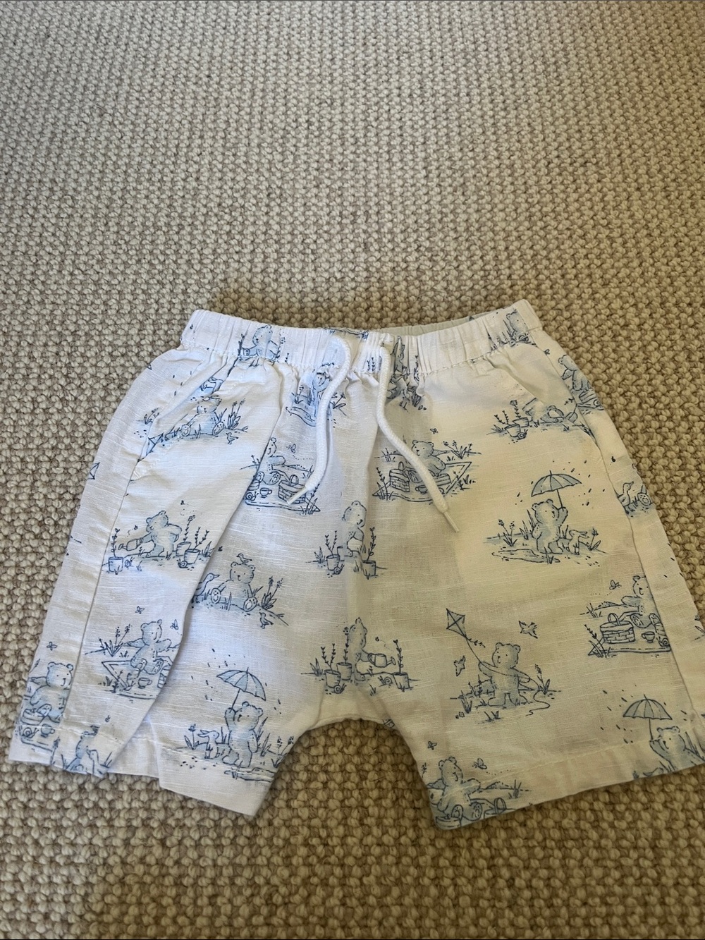 Baby Gap Winnie the Pooh shorts